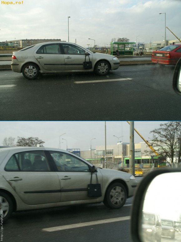 Auto Moto - Cu poseta la oglinda