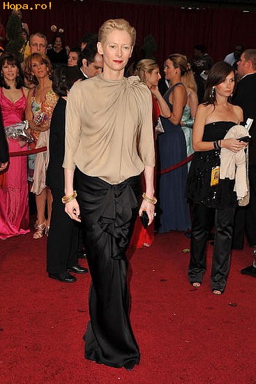 Celebritati - Oscar 2009 - Tilda Swinton