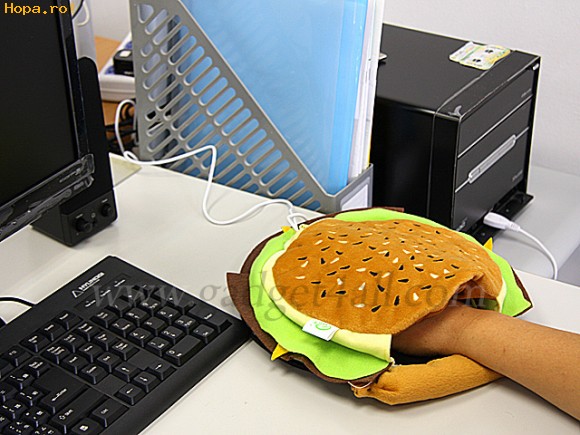 Gadgets -  Hamburger Mouse Pad 